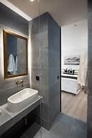 Porta Reale Suite  by CorfuEscapes