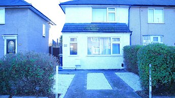 A Modern, Comfy Newly Remodeled 2bd House