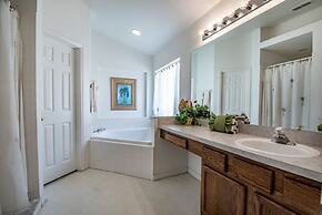 359ld 4 Bedroom Villa by RedAwning