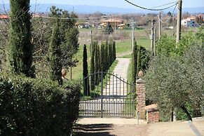 Borgo Santa Lucia, Casa Legnaia