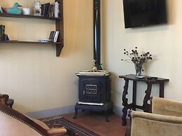 Borgo Santa Lucia, Casa Legnaia