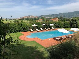 Borgo Santa Lucia, Casa Legnaia