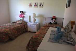 4br, 3ba T/home W/ Screened-in Heated Pool 4 Bedroom Townhouse by Reda