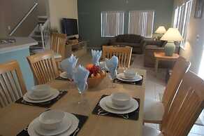 4br, 3ba T/home W/ Screened-in Heated Pool 4 Bedroom Townhouse by Reda