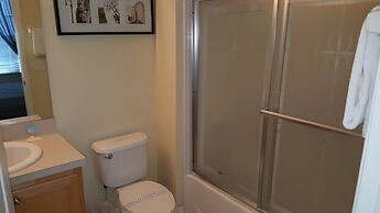 Escape To A 4br, 3ba W/recreation Room 4 Bedroom Villa by RedAwning