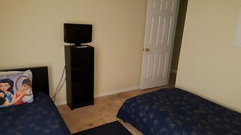 Escape To A 4br, 3ba W/recreation Room 4 Bedroom Villa by RedAwning