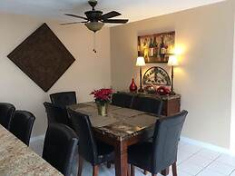 Fl Special!! The Private 3 Bedroom Villa by Redawning