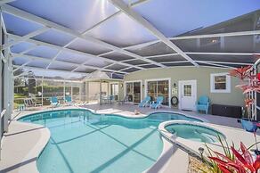 Private Pool & Spa On Golf Resort! 5 Bedroom Villa by RedAwning
