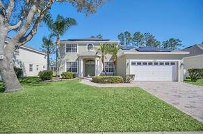 Private Pool & Spa On Golf Resort! 5 Bedroom Villa by RedAwning