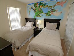 Regal Palms Resort 4 Bedroom Townhome! Townhouse by RedAwning