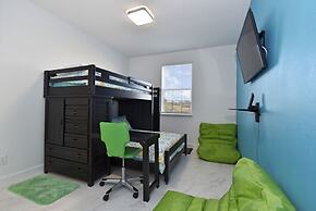 Festival Resort Private Splash Pool Near Disney! 5 Bedroom Townhouse b