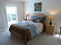 Tm148or 4 Bedroom Home by RedAwning