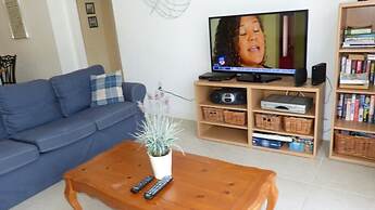 Tm148or 4 Bedroom Home by RedAwning