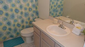 Tm148or 4 Bedroom Home by RedAwning