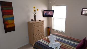 Tm148or 4 Bedroom Home by RedAwning