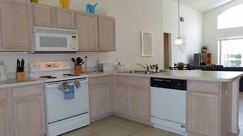 Tm148or 4 Bedroom Home by RedAwning