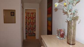 Tm148or 4 Bedroom Home by RedAwning