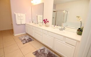 Lake View Escape - New! 3 Bedroom Condo by RedAwning