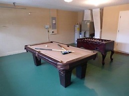 Wr001or 4 Bedroom Home by RedAwning