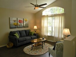 Wr001or 4 Bedroom Home by RedAwning