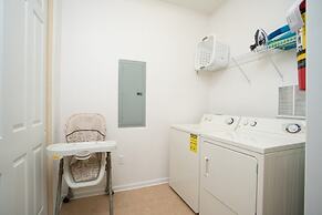 Casa Viva New Vista Cay 3 Bedroom Condo by RedAwning