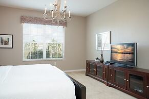 Casa Viva New Vista Cay 3 Bedroom Condo by RedAwning