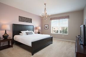 Casa Viva New Vista Cay 3 Bedroom Condo by RedAwning