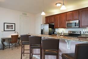 Casa Viva New Vista Cay 3 Bedroom Condo by RedAwning