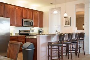 Casa Viva New Vista Cay 3 Bedroom Condo by RedAwning