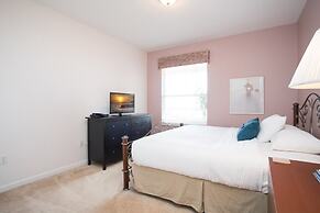 Casa Viva New Vista Cay 3 Bedroom Condo by RedAwning