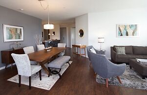 Vista Cay Dream 3 Bedroom Home by RedAwning