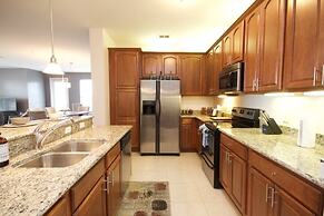 Vista Cay Dream 3 Bedroom Home by RedAwning