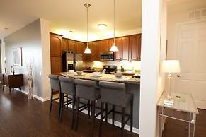 Vista Cay Dream 3 Bedroom Home by RedAwning