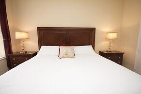 7-301 3 Bedroom Condo by RedAwning