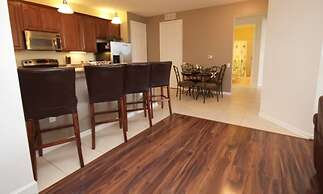 7-301 3 Bedroom Condo by RedAwning