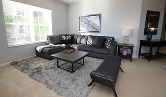 Lakeview Fantasy New! 3 Bedroom Condo by RedAwning