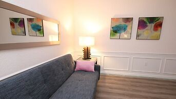 7-305 3 Bedroom Condo by RedAwning