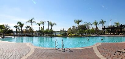 7-305 3 Bedroom Condo by RedAwning