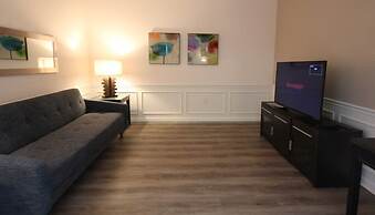 7-305 3 Bedroom Condo by RedAwning