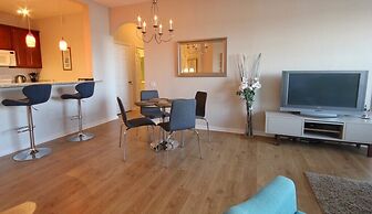 Executive Penthouse 3 Bedroom Condo by RedAwning