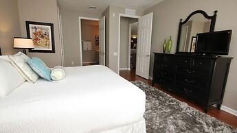 10-106 2 Bedroom Condo by RedAwning