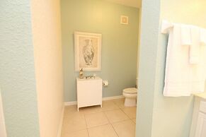 6-203 3 Bedroom Condo by RedAwning