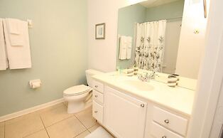 6-203 3 Bedroom Condo by RedAwning