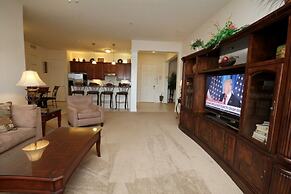 Pool View Penthouse - New! 3 Bedroom Home by RedAwning