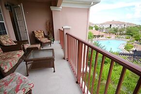 Pool View Penthouse - New! 3 Bedroom Home by RedAwning