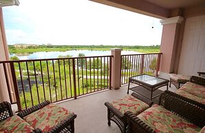 Pool View Penthouse - New! 3 Bedroom Home by RedAwning