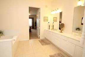 Pool View Penthouse - New! 3 Bedroom Home by RedAwning