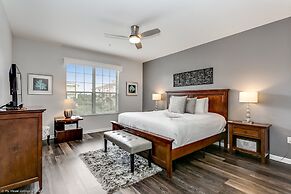 Miranda's Gem Deluxe 3 Bedroom Condo by RedAwning