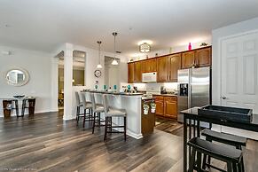 Miranda's Gem Deluxe 3 Bedroom Condo by RedAwning