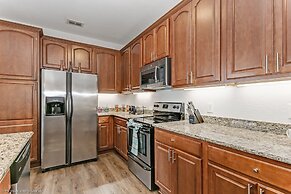 Casa Maria Luxurious 3 Bedroom Condo by RedAwning